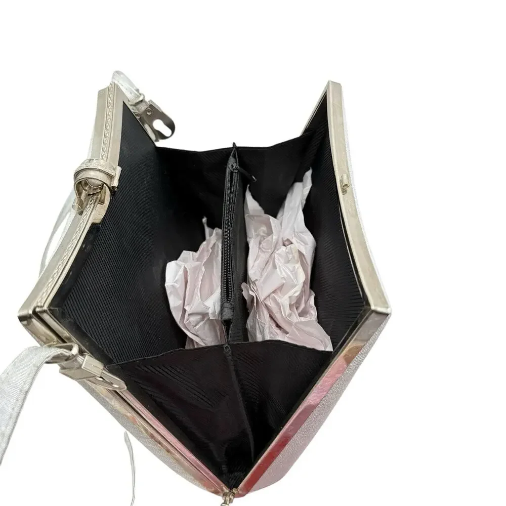 Vintage Metallic Silver Hard Shell Shoulder/Crossbody Bag Adjustable Strap EUC‎